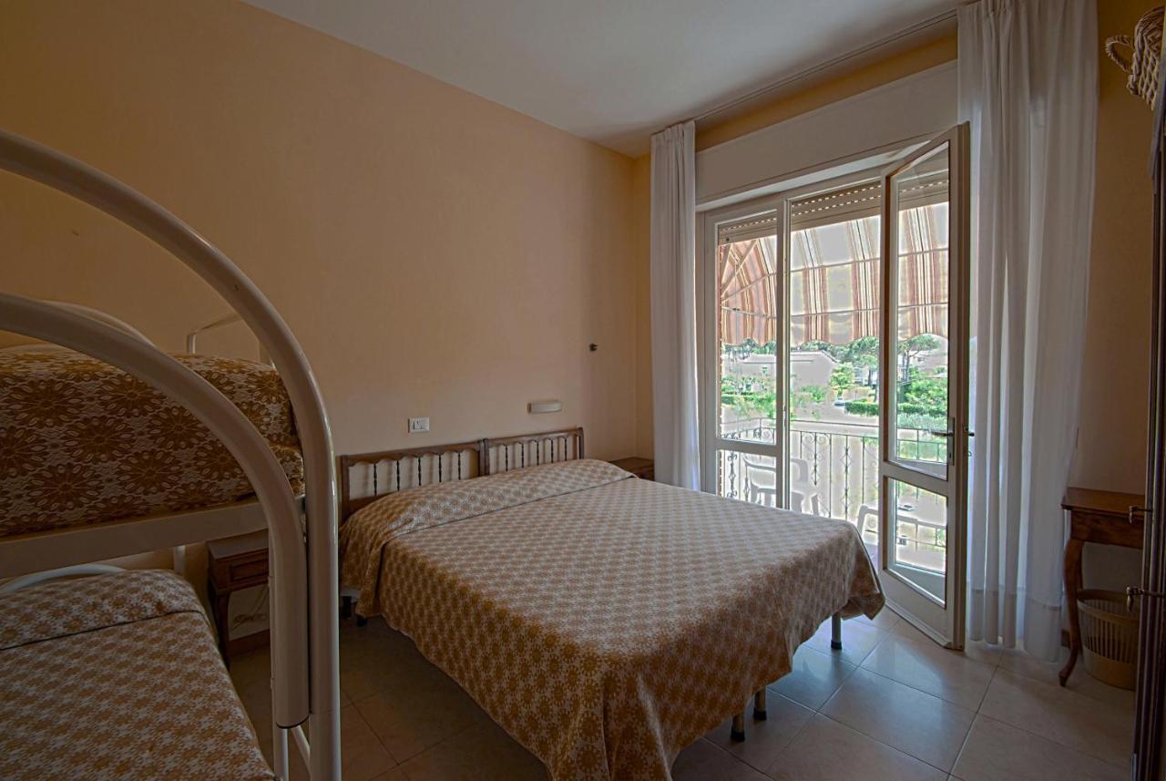 Hotel Versilia Lido di Camaiore Eksteriør bilde
